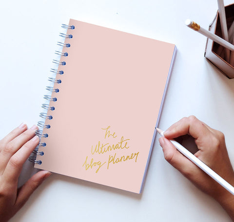 The Ultimate Blog Planner (Peach cover)